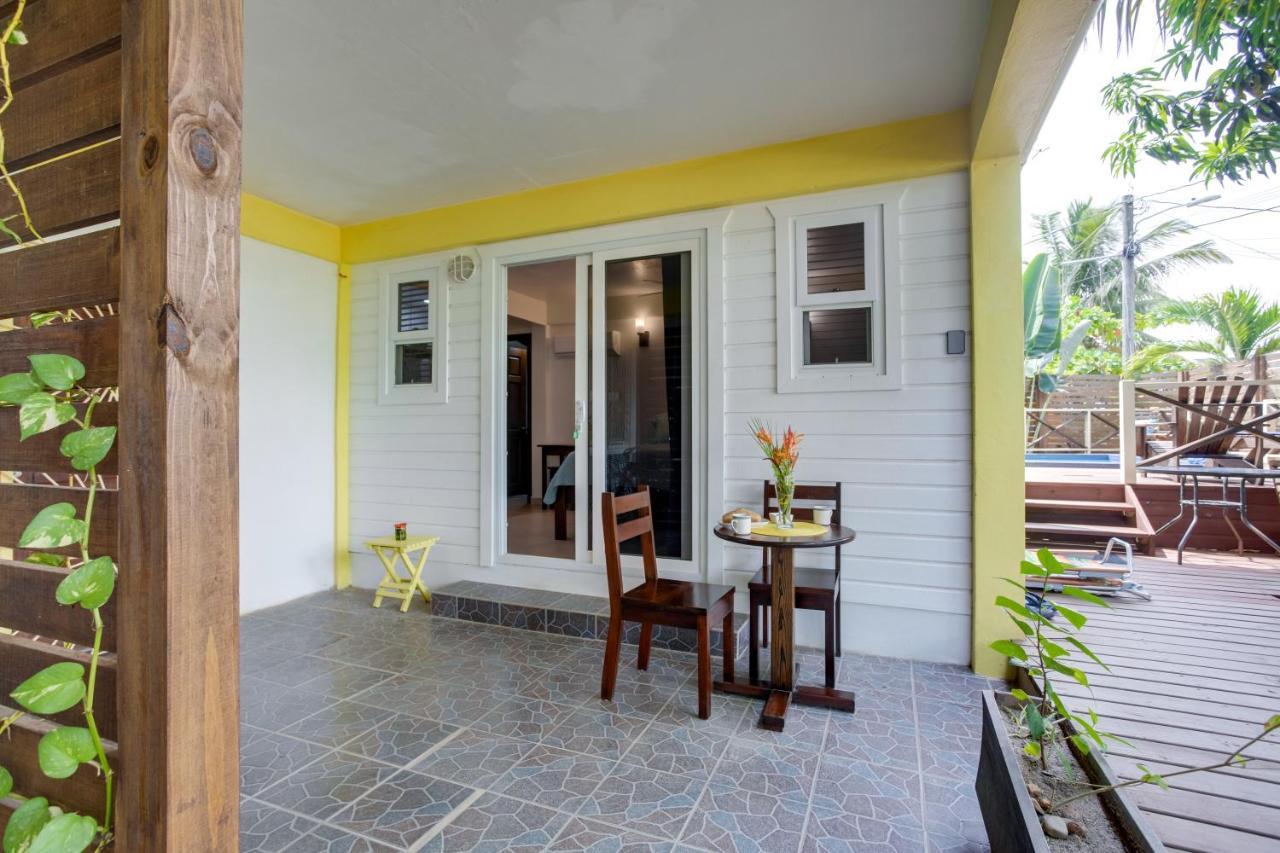 Driftwood Gardens Guesthouse Placencia Exterior foto